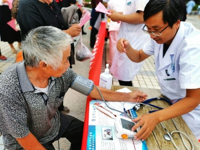 2020年周口市啟動(dòng)阿爾茨海默病預(yù)防與干預(yù)宣傳活動(dòng)，社會(huì)經(jīng)濟(jì)咨詢服務(wù)助力健康老齡化